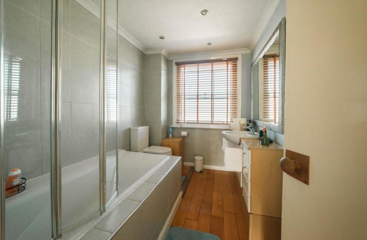 Stylish 2 Bedroom Flat In Camden Town London Exterior photo